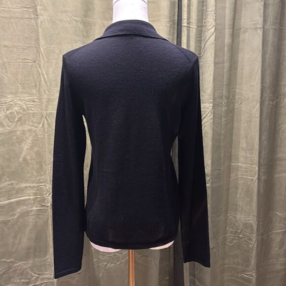 Henri Bendel 100% Italian superfine merino wool v-neck collared sweater, M - Picture 6 of 7